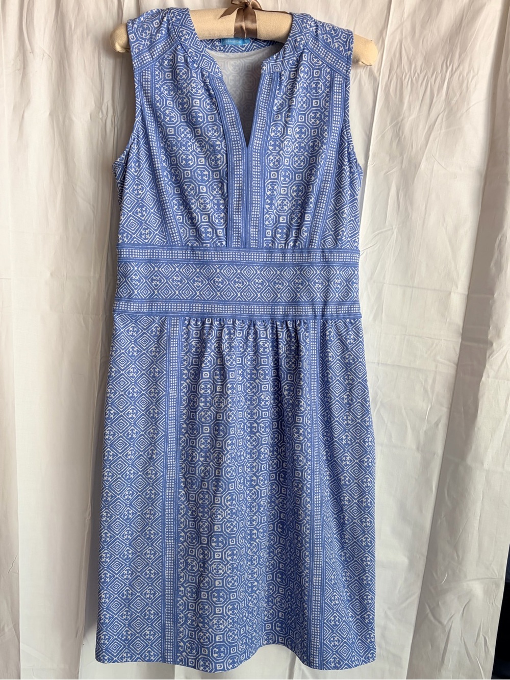 J. McLaughlin Blue Printed Sleeveless Midi Dress - Picture 3 of 11